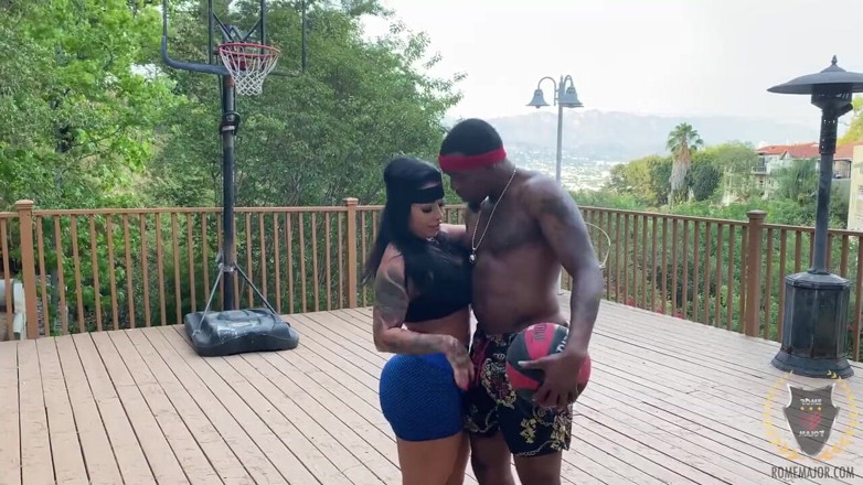 Rome Major: Rome Major Sucked On basketball Court, Fucks Hot Brazilian Pussy