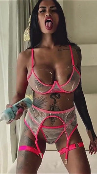 Azjatycka milf squirting i anal jebana przez pieprzona maszynę