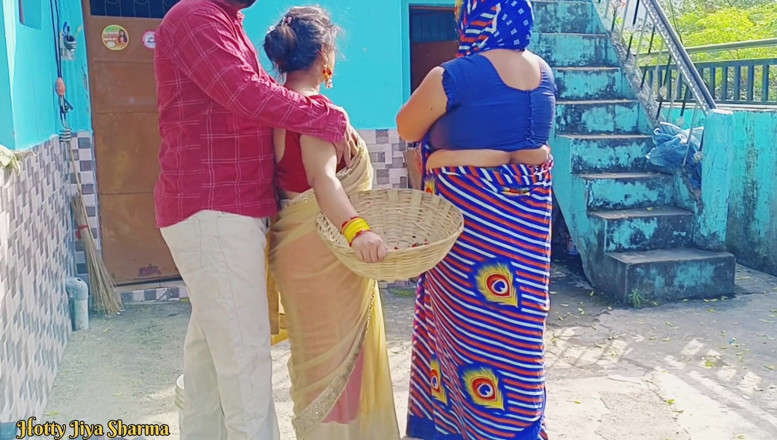 Hotty Jiya Sharmaa: Desi Family Threesome Sex, Step Son in Law Sex with...