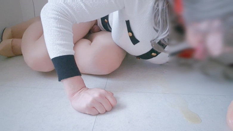 Harinni: After Multiple Orgasms for More Than an Hour, She Licks...