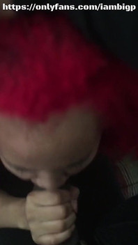 Mi-am lăsat slujba devreme pentru a obține cap de cap această fată mixtă roșcată. A trebuit să se grăbească și să ejaculeze în gura ei înainte ca iubitul ei să ajungă acasă