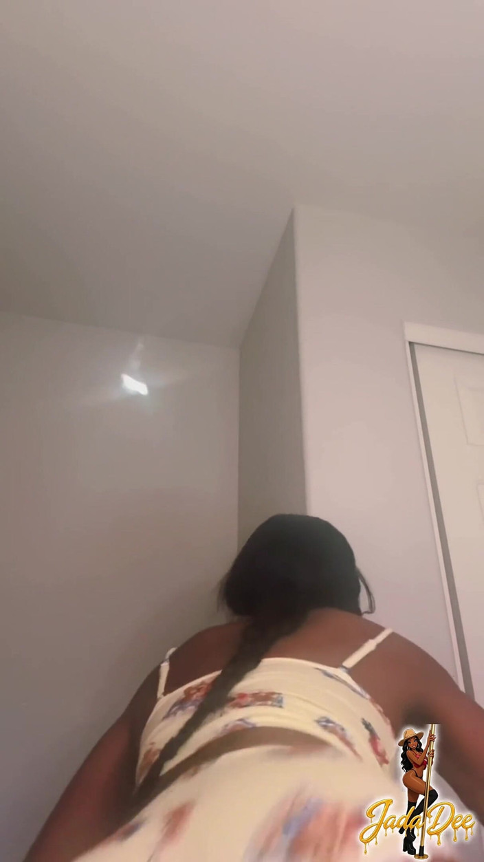 Jadadee: Shaking Ass Like a Good Little Slut