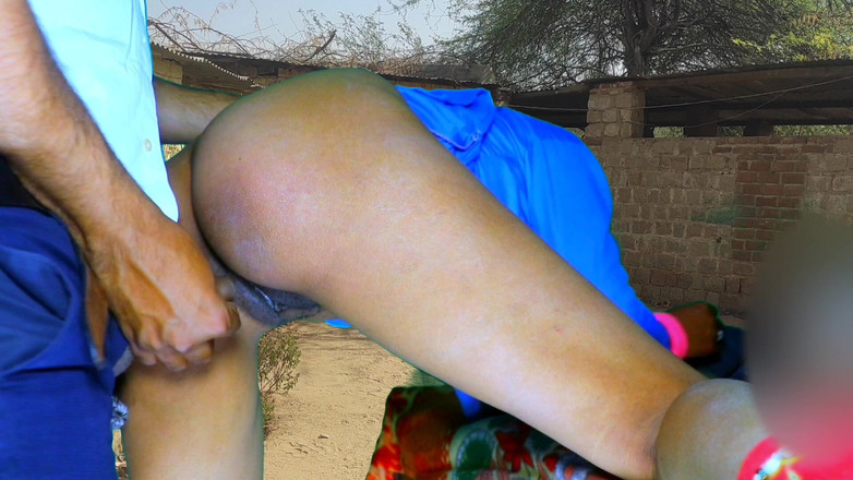 Rakul008: Sex im College-Boden. Outdor sex desi geil stehend ficken ein...