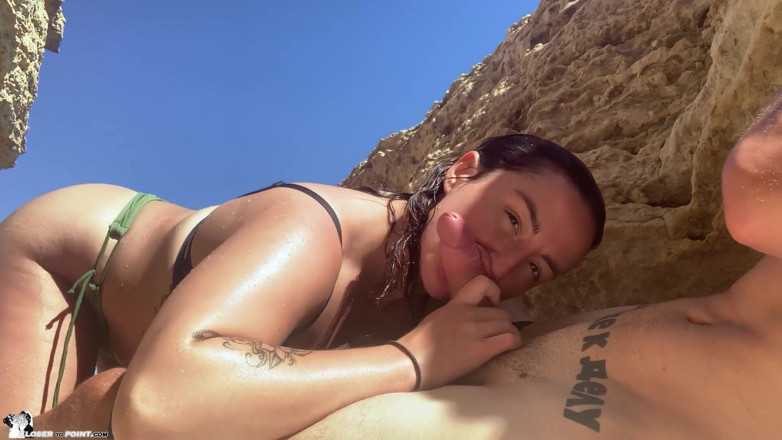 Edita Fantasy: Babe outdoor sucking dick and cum in mouth - closeup