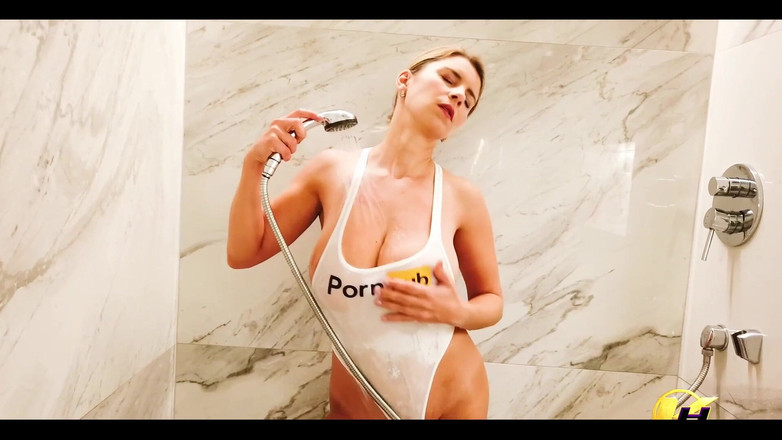Katerina Hartlova: Water Stream Masturbate in Outfit Video