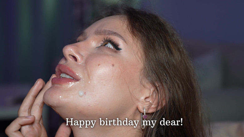 Alexa Poshspicy: Мачеха Забыла О Моем Дне Рождении. Мощный Сквирт. Кончил На Лицо