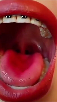 Mi Piace Avere Il Tuo Pene Tra La Mia Bocca E Ingoiare Il Tuo Latte