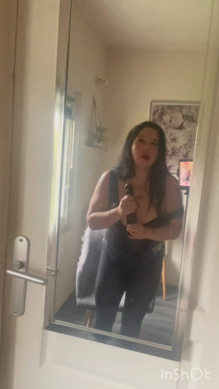 Maitresse Clara: आईने में आपके प्रतिबिंब के सामने JOI