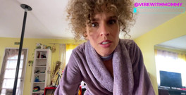 VibeWithMommy: La matrigna arrabbiata ti punisce con uno strapon