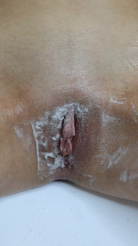Shaving Hairy Vagina with Shaving Foam! Close-up!