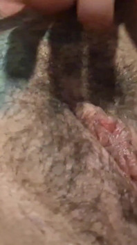 Mastürbasyon Eden Munha Tüylü Vagina.