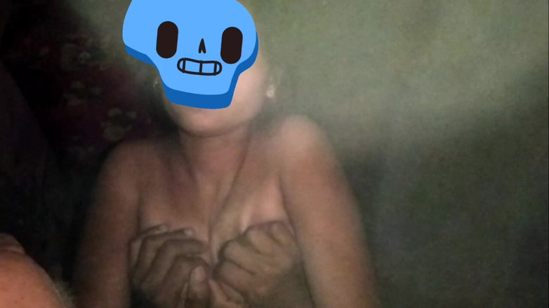 hotsimran70: Vesnická bhabhi velká prsa tvrdě šukají celou noc