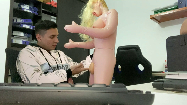 Tomas Styl: Eşcinsel penisimi sahte amına sokuyorum