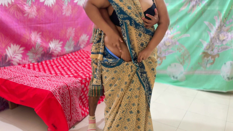 Your Boy's Cum: Quand mon mari n’est pas à la maison, le voisin me...