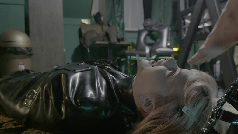 Emmy Angeles: Licking Soles Teasing Degradation Rimming Worship Latex
