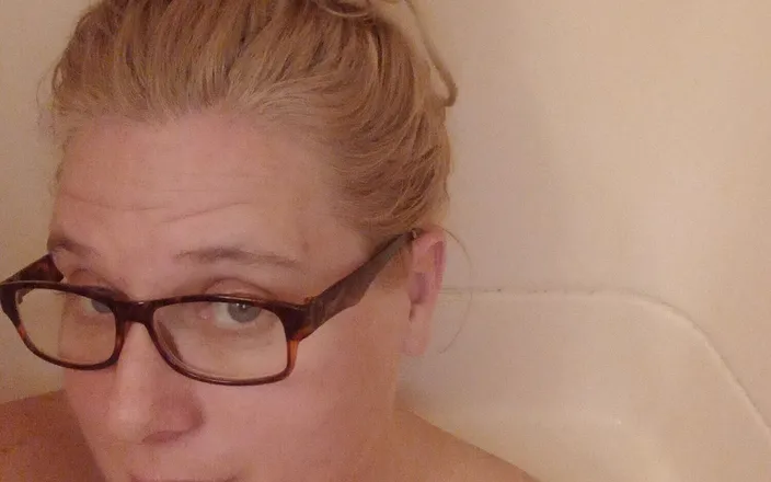 IsolatedOverload: Bathtub and a Shave