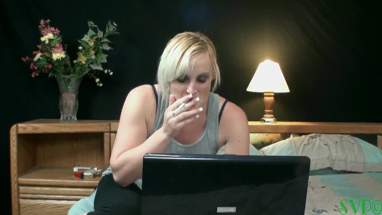 Hot lesbian Stepmothers & stepdaughters: Stepdaughter starts to full fill stepmom's lesbian fantasies