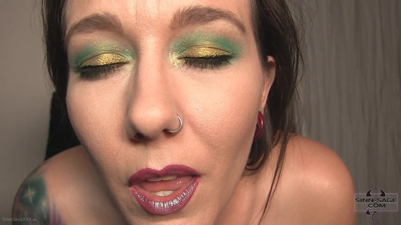 Sinn Sage: Sborrando gli occhi con sinn sage