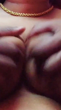 Super sexy hermanastra caliente pasa una noche con su hermanastro