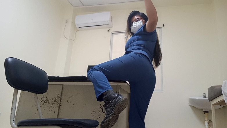 Martin13: Výhradní!! sexy sestra masturbuje v kanceláři v práci, tato děvka...