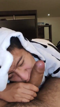 Dreichwe riding my big uncut cock