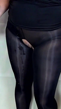 My pussy is eating your thick cum, urgent!
