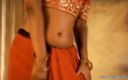 Eleganxia: Superba ragazza indiana oliata in bagno