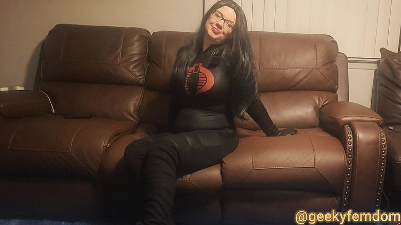 Geeky Femdom: Fae D Cay Is the Barroness