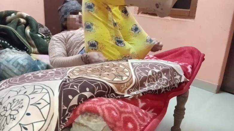 Janvibhabhii: Moje roztomilá nevlastní sestra sdílí svou ložnici a kouří mě,...