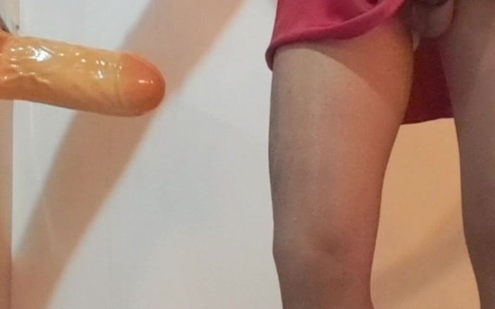 covo_sissy_cross: Alltid och redo för en stark rumpa !!
