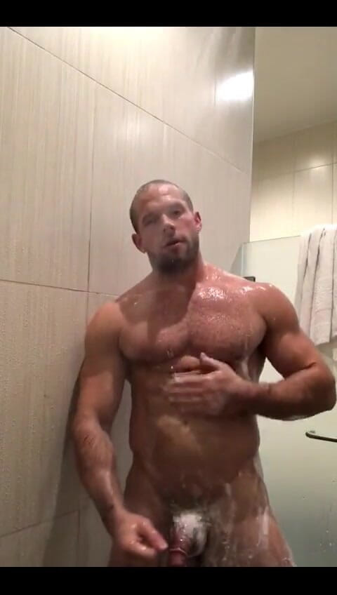 Leo Bayne: Kijk eens naar mijn bud