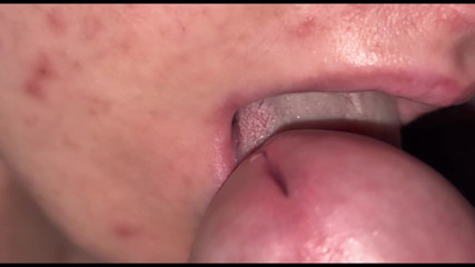 Leo15398: Ağzına boşalıyorum.