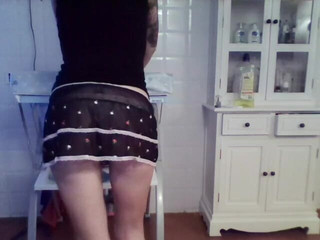 savannahamatoriale: Ona jest dla ciebie zbyt seksowna