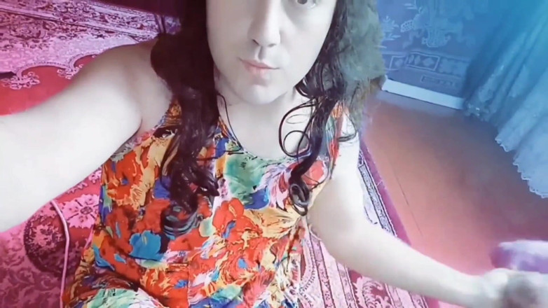 Kitty_Cross: Travestit cu cur mare făcându-vă să doriți mai mult
