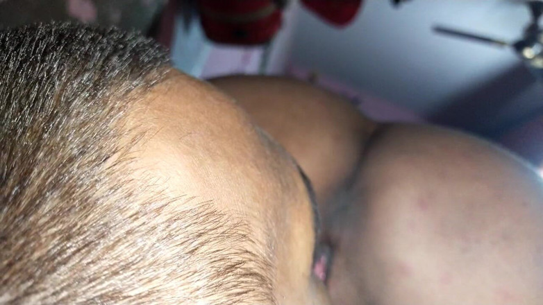 Poojarani125: मैंने पहले सौतेली मम्मी की चूत चूसा और पानी निकाला