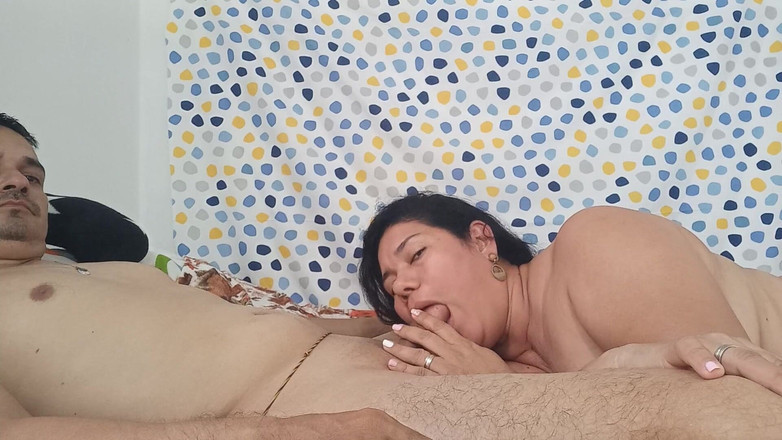 Valkyrieandluigy: 彼女からの美味しいフェラチオ