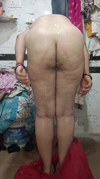Priya Bhabi Fin Baksida Stor Röv Bad Video