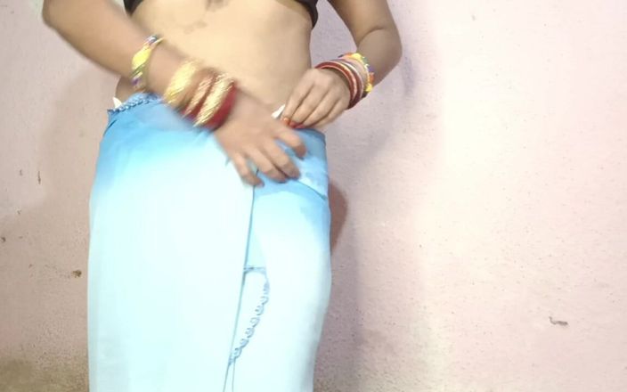 Aliases: Village Desi Hot Bhabhi Duże Duggi