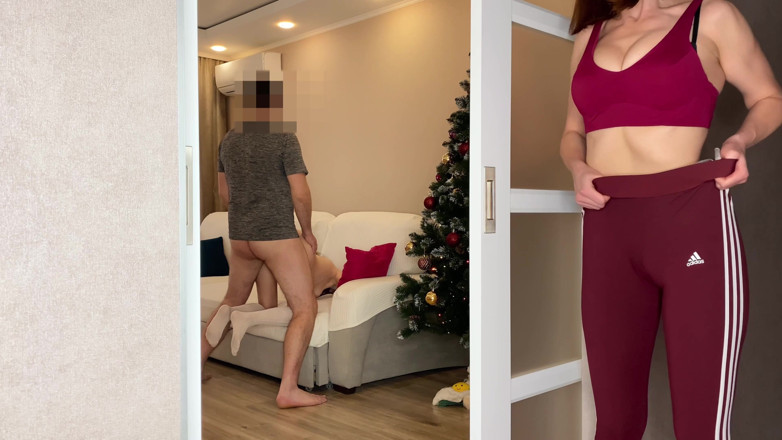 ArinaMills: On New Year's Eve My Horny Stepmom Fucks Me While...