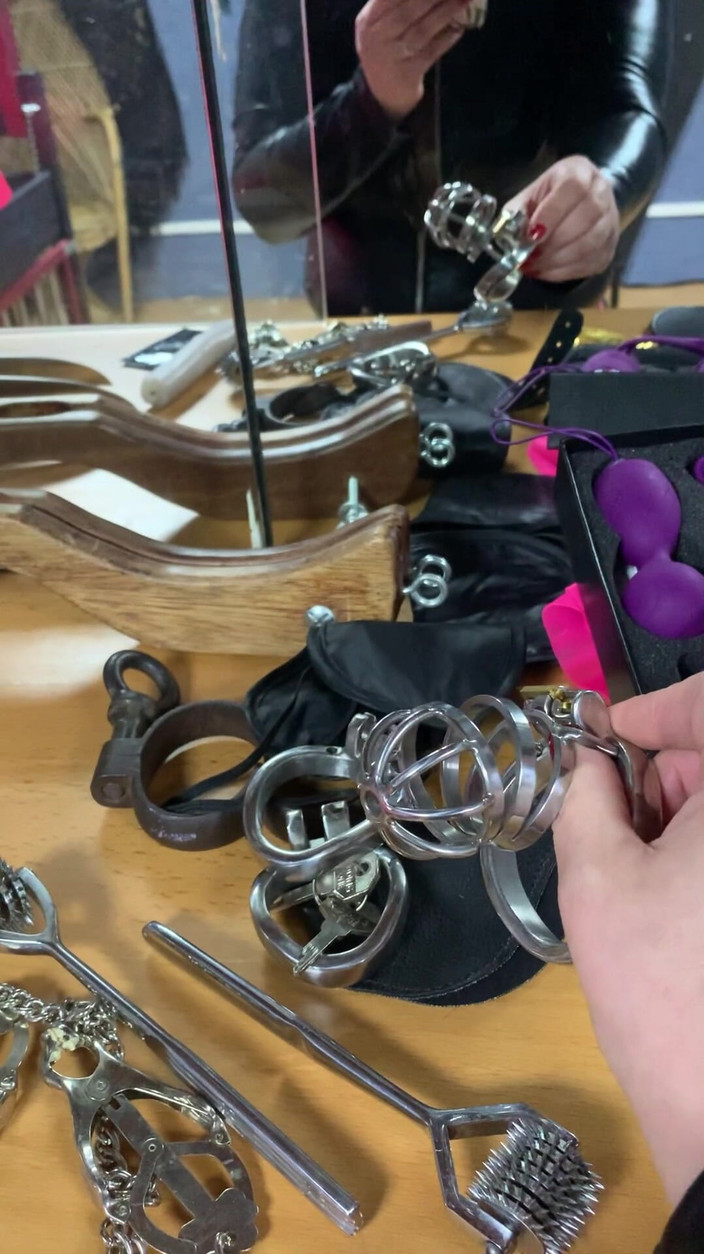 Maitresse Clara: Otevírám vám dveře tohoto žaláře