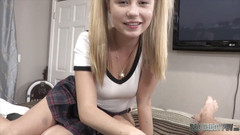 Bad Daddy POV: Carolina Sweets tvrdě šuká svého nevlastního otce v POV akci
