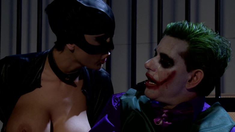 Superhero: Cat-woman Helps Joker Escape From Imprisonment and Lets Him Screw...