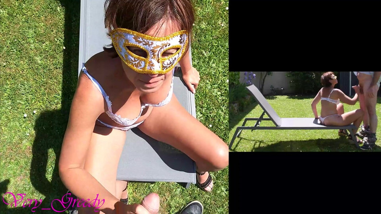 Les Gourmands: सेक्सी सफेद अधोवस्त्र पहनी सुंदर चोदने लायक मम्मी की बाहर कुत्ते शैली में चुदाई होती है और उसकी बड़ी गांड पर वीर्य निकलता है