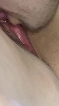 Réel, une femme mariée amateur se fait lécher la chatte