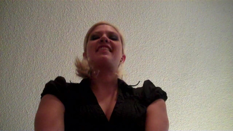 Cryptostudios: Tabitha giantess 93
