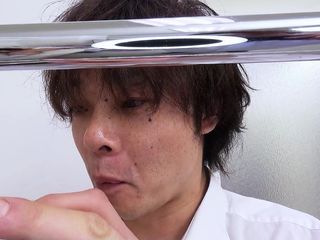 Asian porn collection: Japonská sekretářka Chihiro s velkými prsy dává kouření šéfovi v kanceláři...
