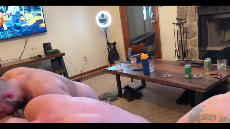 Logan Stanley: Spät in Der Nacht Couch-orgie
