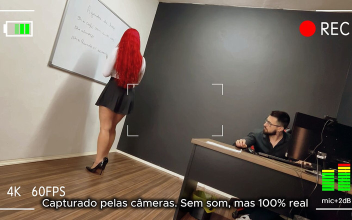 Lucas Neitan: La segretaria provocante fa impazzire il capo e finisce per...