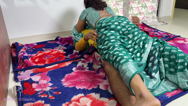 Sexy Komal: Komal Came to Sleep on B.ed., but Her Husband Was...