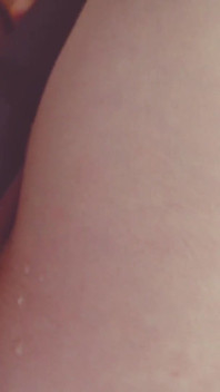 La ragazza sexy non riesce a smettere di squirtare!